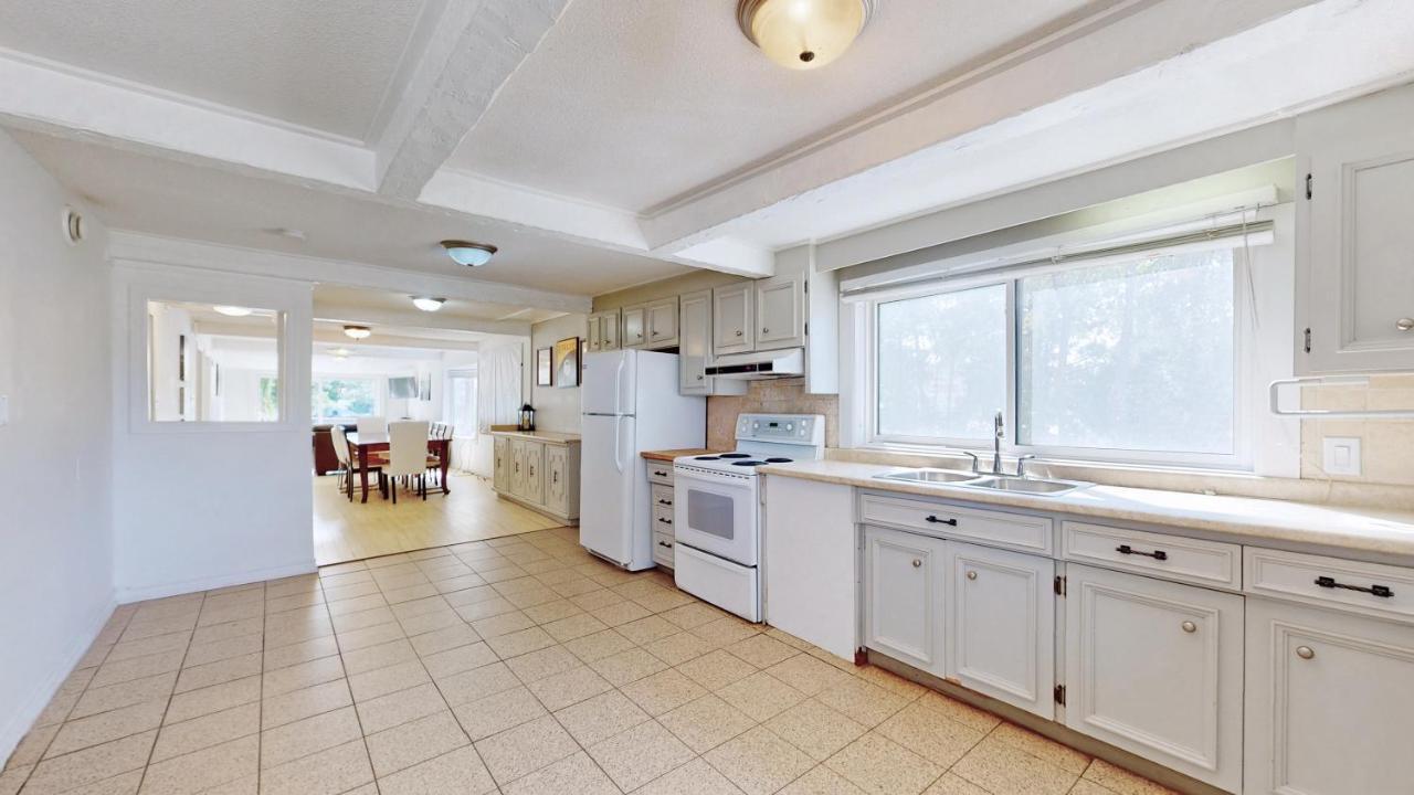 Main Beach River Retreat - Wasaga Beach 1 - Main Strip - 95 Mosley St Exterior foto
