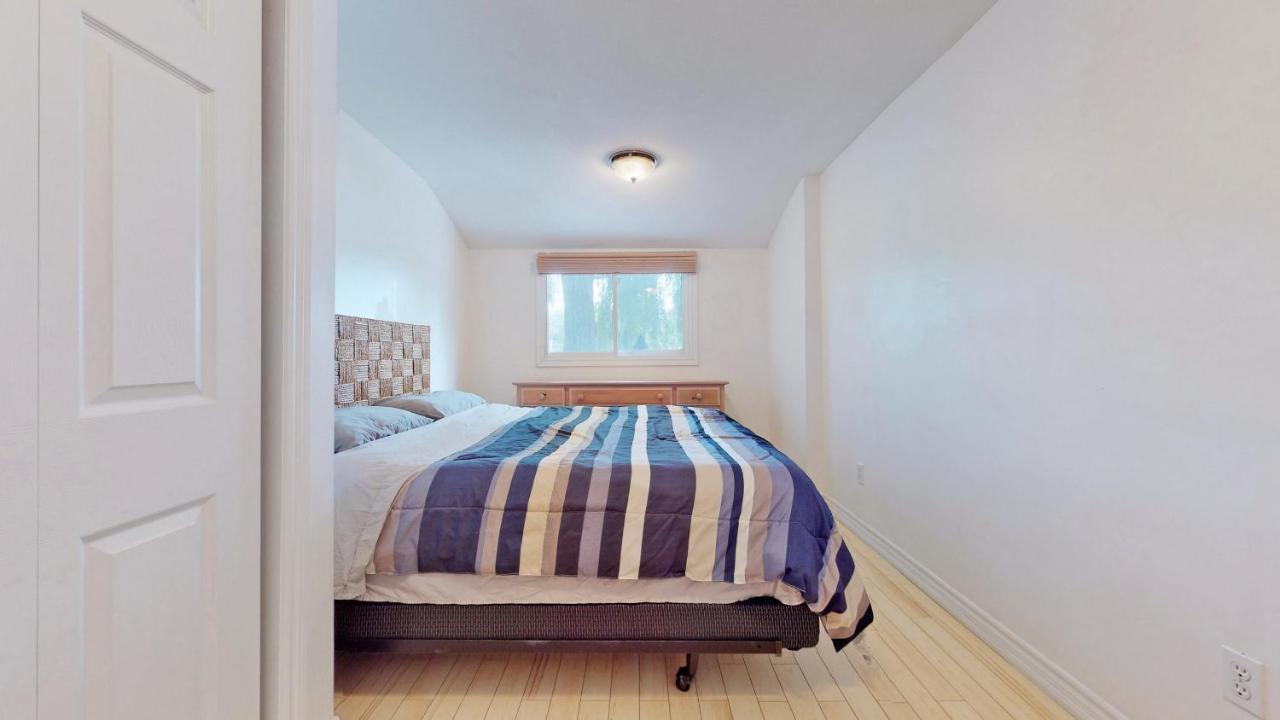 Main Beach River Retreat - Wasaga Beach 1 - Main Strip - 95 Mosley St Exterior foto