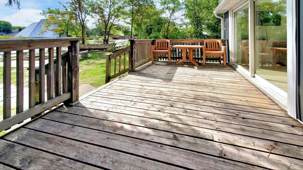 Main Beach River Retreat - Wasaga Beach 1 - Main Strip - 95 Mosley St Exterior foto