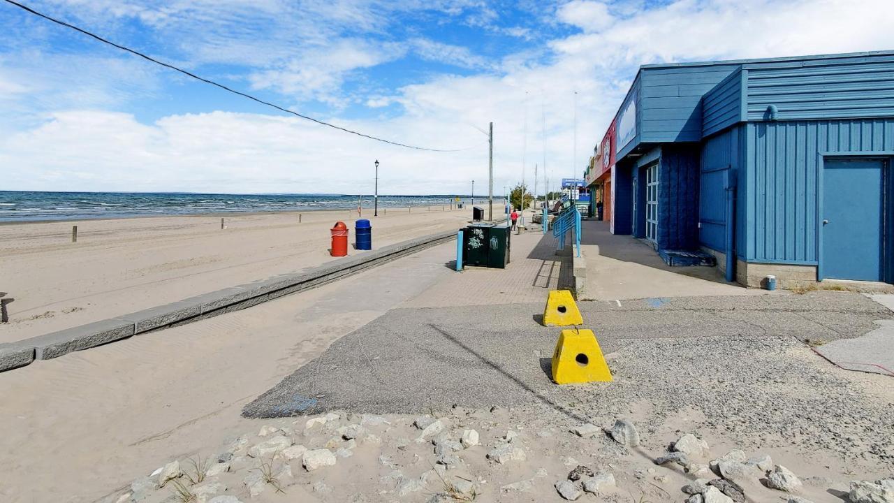 Main Beach River Retreat - Wasaga Beach 1 - Main Strip - 95 Mosley St Exterior foto