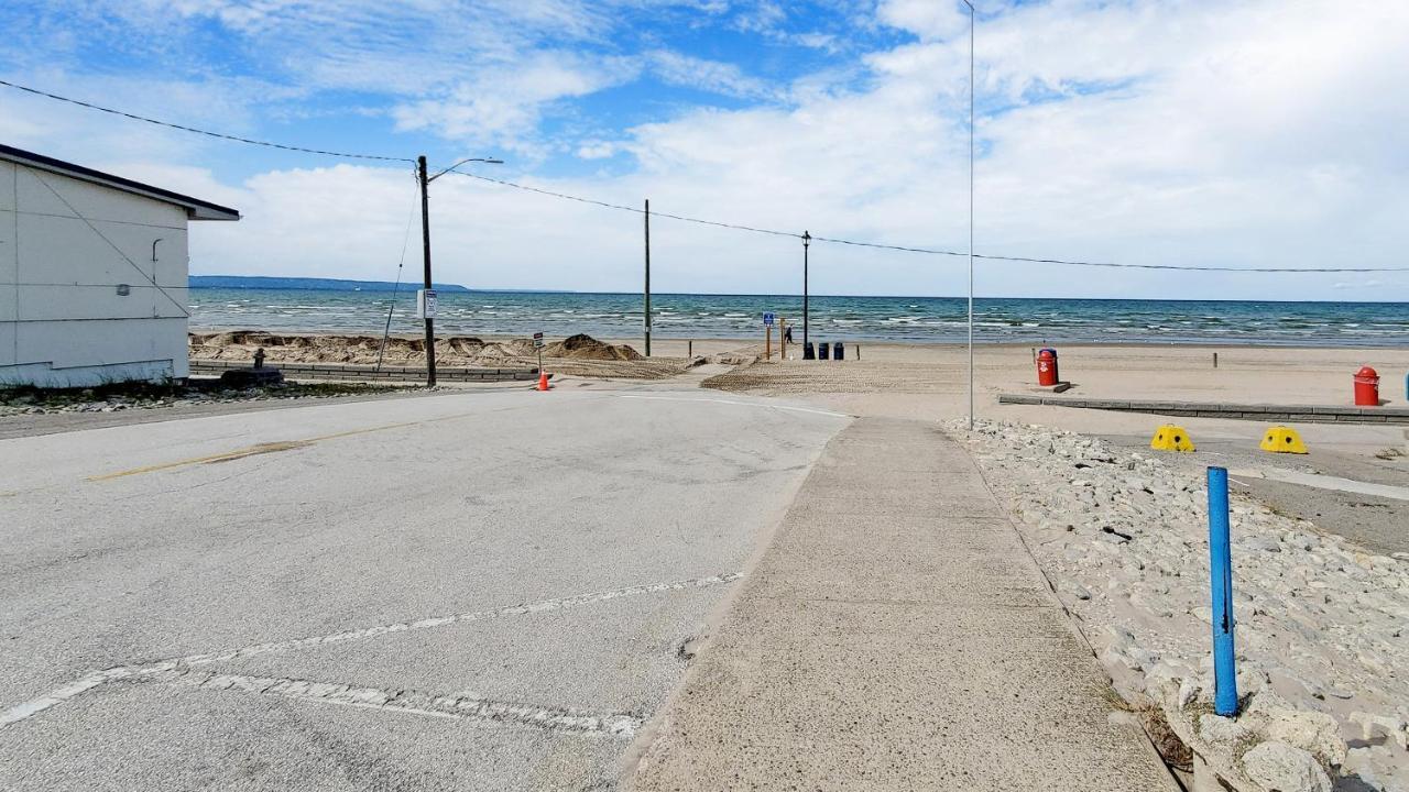Main Beach River Retreat - Wasaga Beach 1 - Main Strip - 95 Mosley St Exterior foto