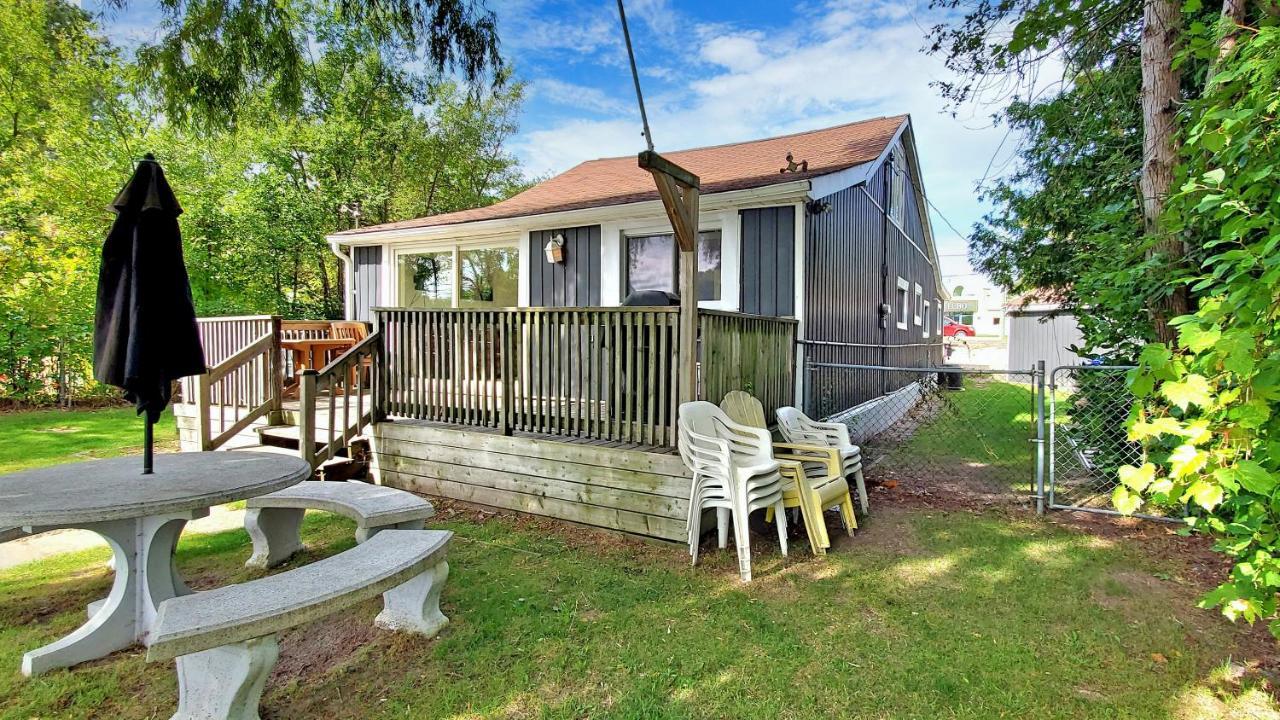 Main Beach River Retreat - Wasaga Beach 1 - Main Strip - 95 Mosley St Exterior foto