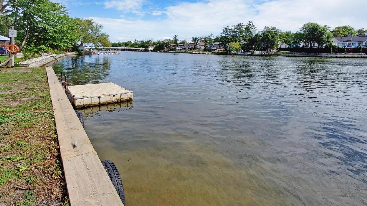 Main Beach River Retreat - Wasaga Beach 1 - Main Strip - 95 Mosley St Exterior foto
