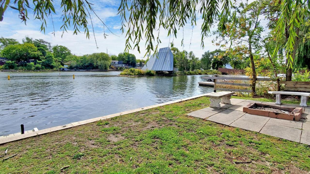 Main Beach River Retreat - Wasaga Beach 1 - Main Strip - 95 Mosley St Exterior foto